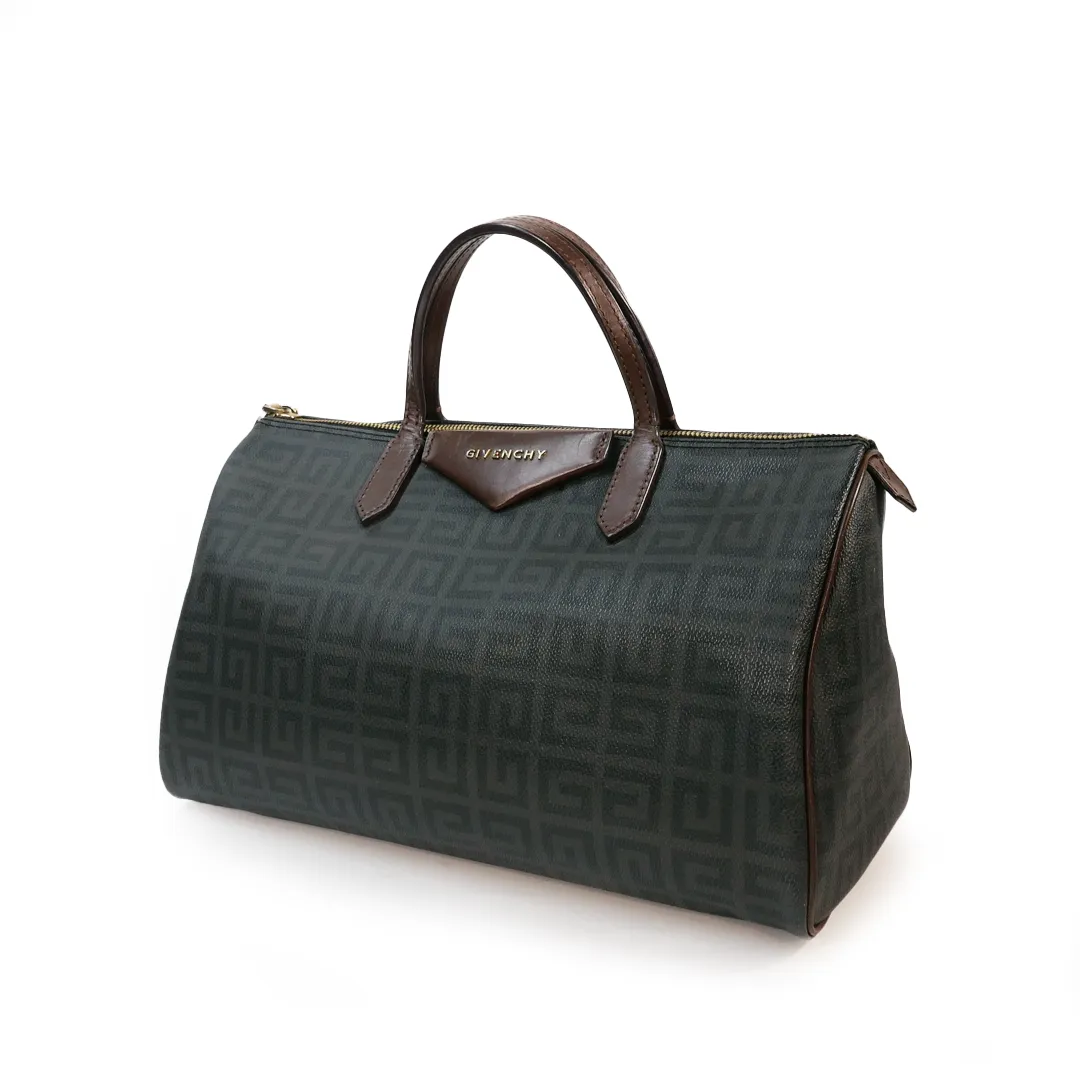 ANTIGONA BOSTON
