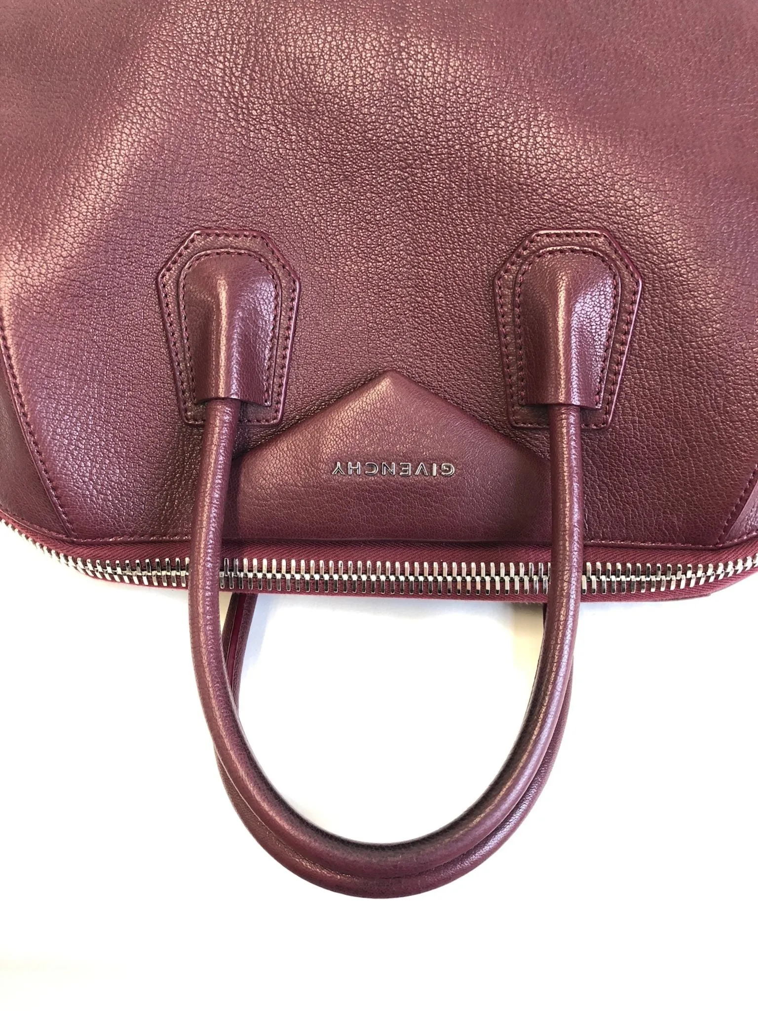 Antigona Medium in Oxblood