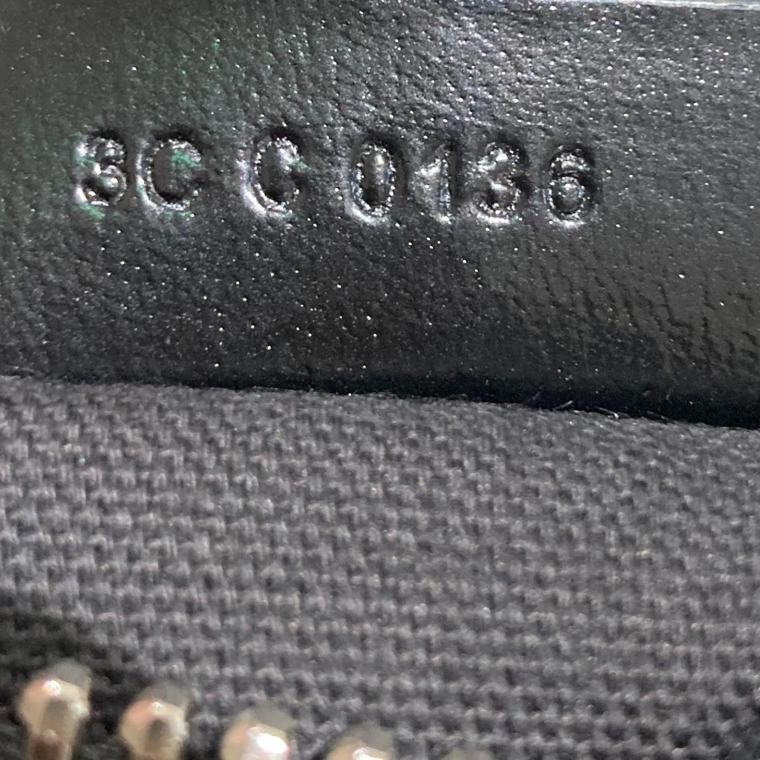 Antigona Medium Shiny Calfskin Black SHW
