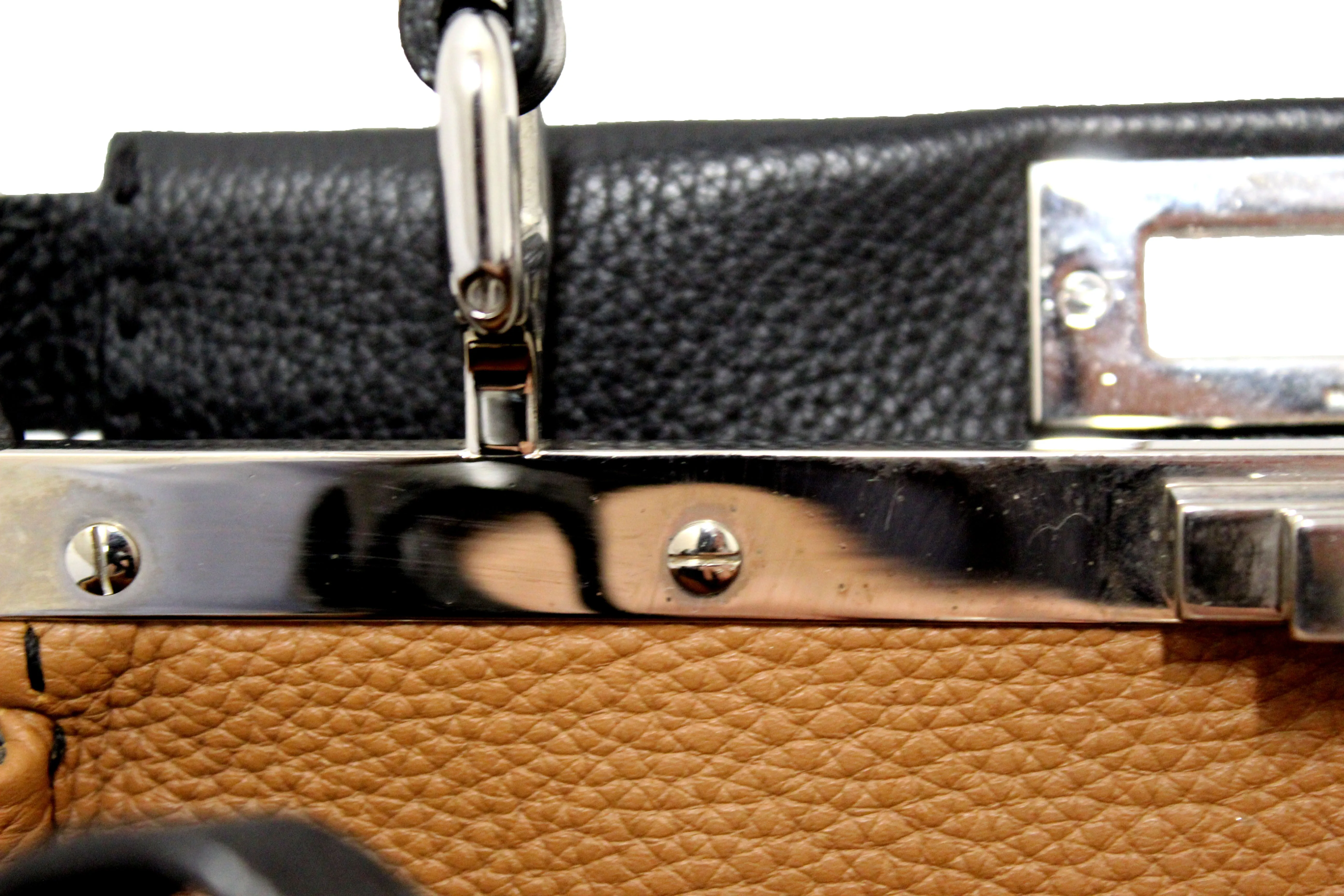 Authentic Fendi Black Cuoio Romano Leather Selleria Medium Peekaboo Iconic Satchel Bag