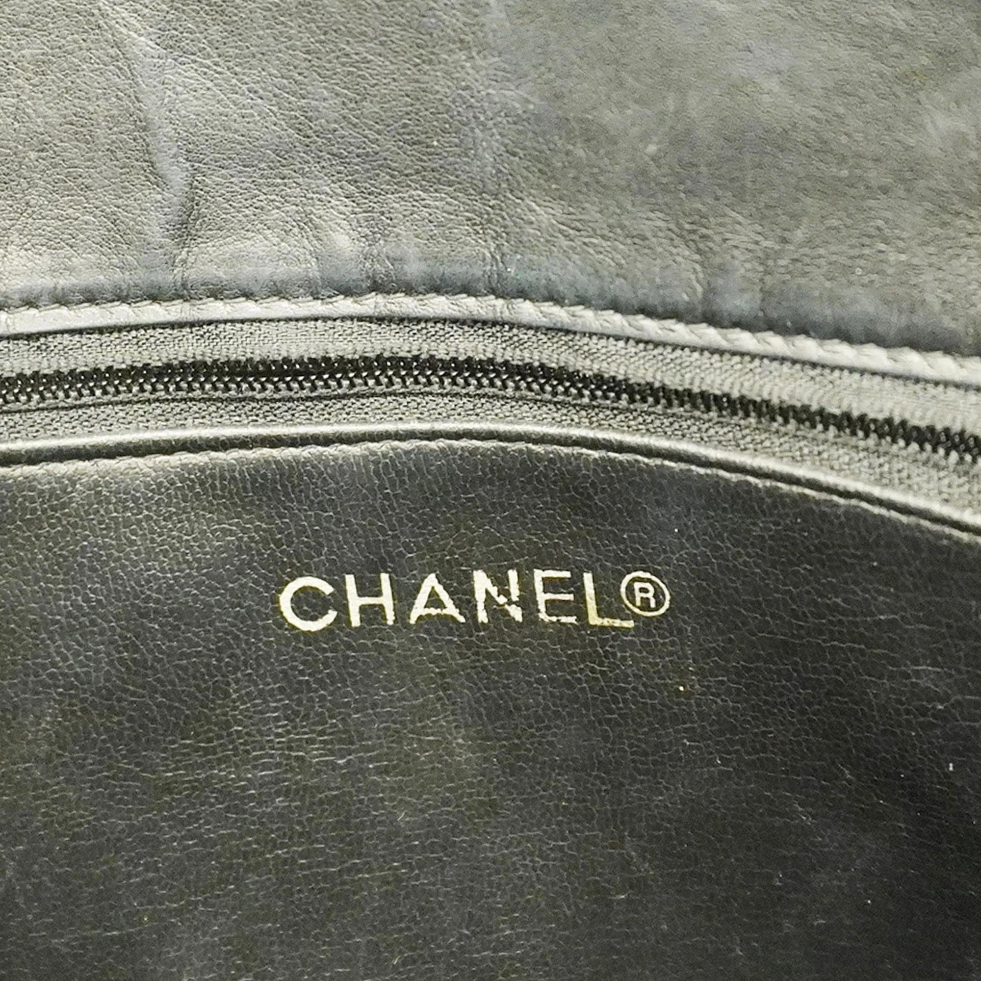 CHANEL  Matelasse Chain Shoulder Leather Shoulder Bag Black