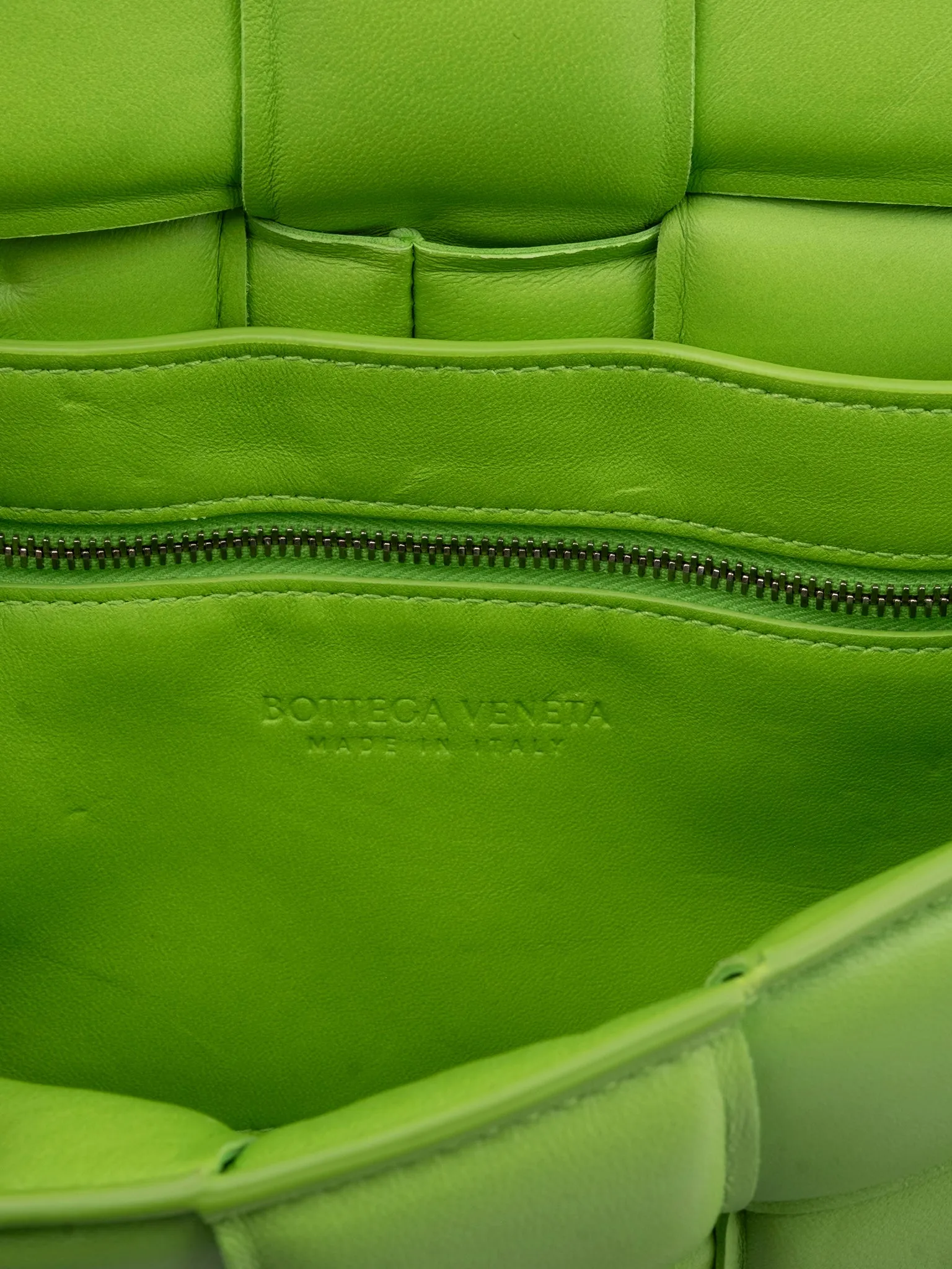Intrecciato Quilted Cassette Bag