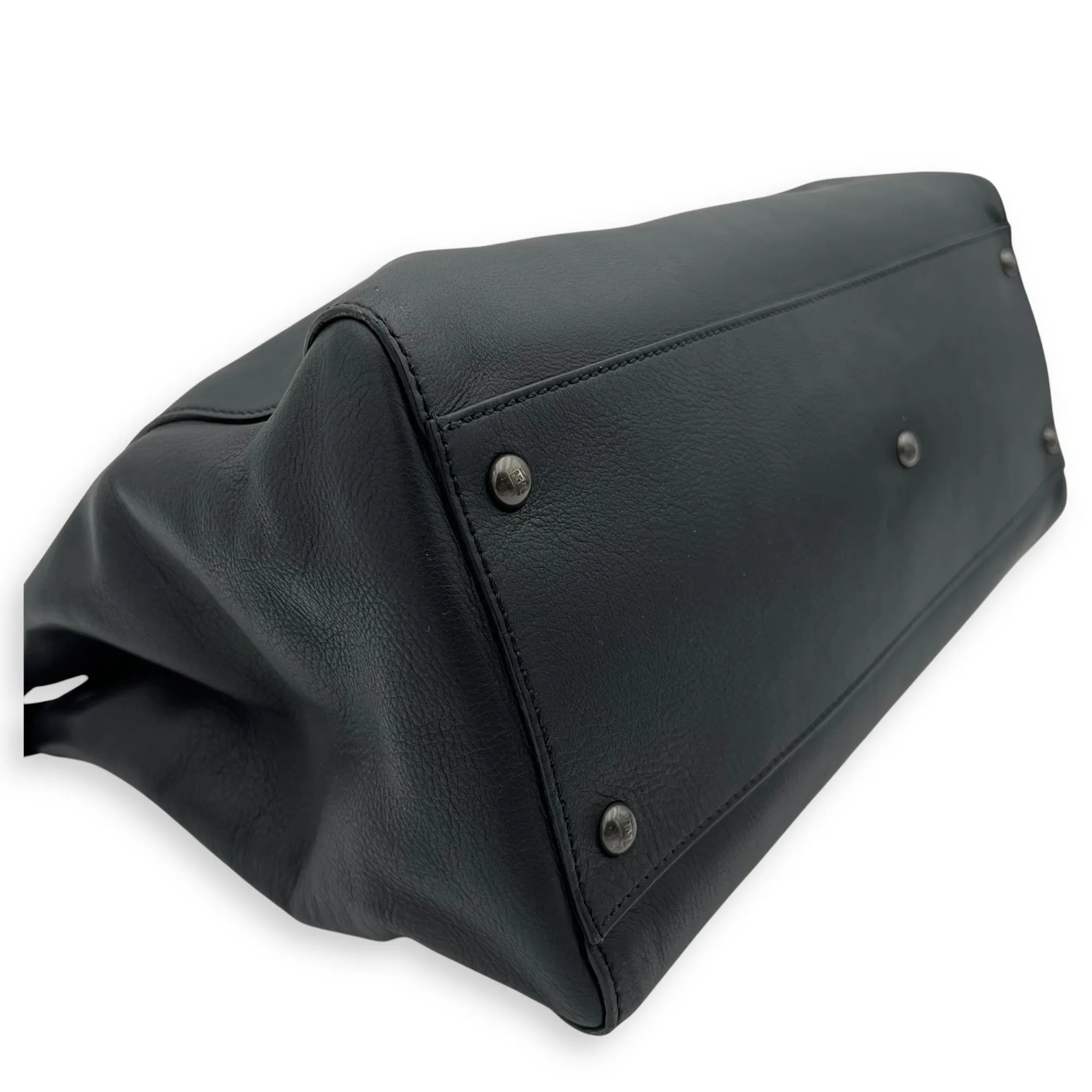 Peekaboo Large Black Top Handle Bag in Calfskin, Mixed hardware